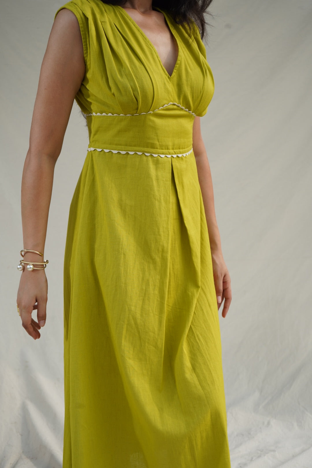 ARIA PLEAT MAXI DRESS